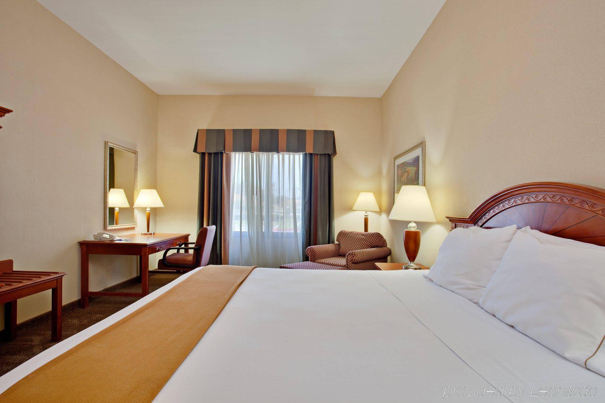 Best Western Valencia/Six Flags Inn & Suites Santa Clarita Extérieur photo