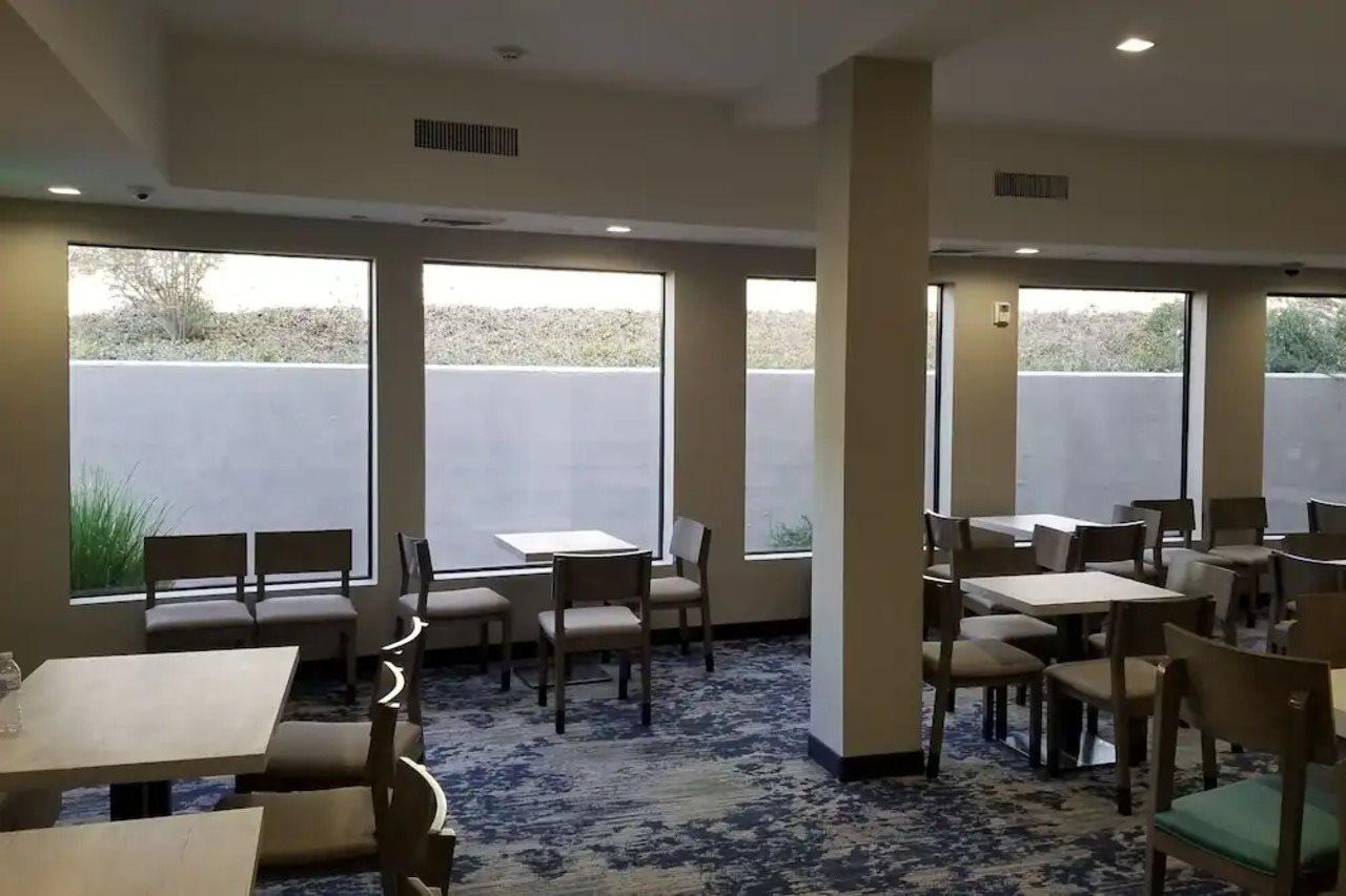 Best Western Valencia/Six Flags Inn & Suites Santa Clarita Extérieur photo