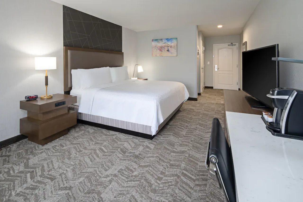 Best Western Valencia/Six Flags Inn & Suites Santa Clarita Extérieur photo
