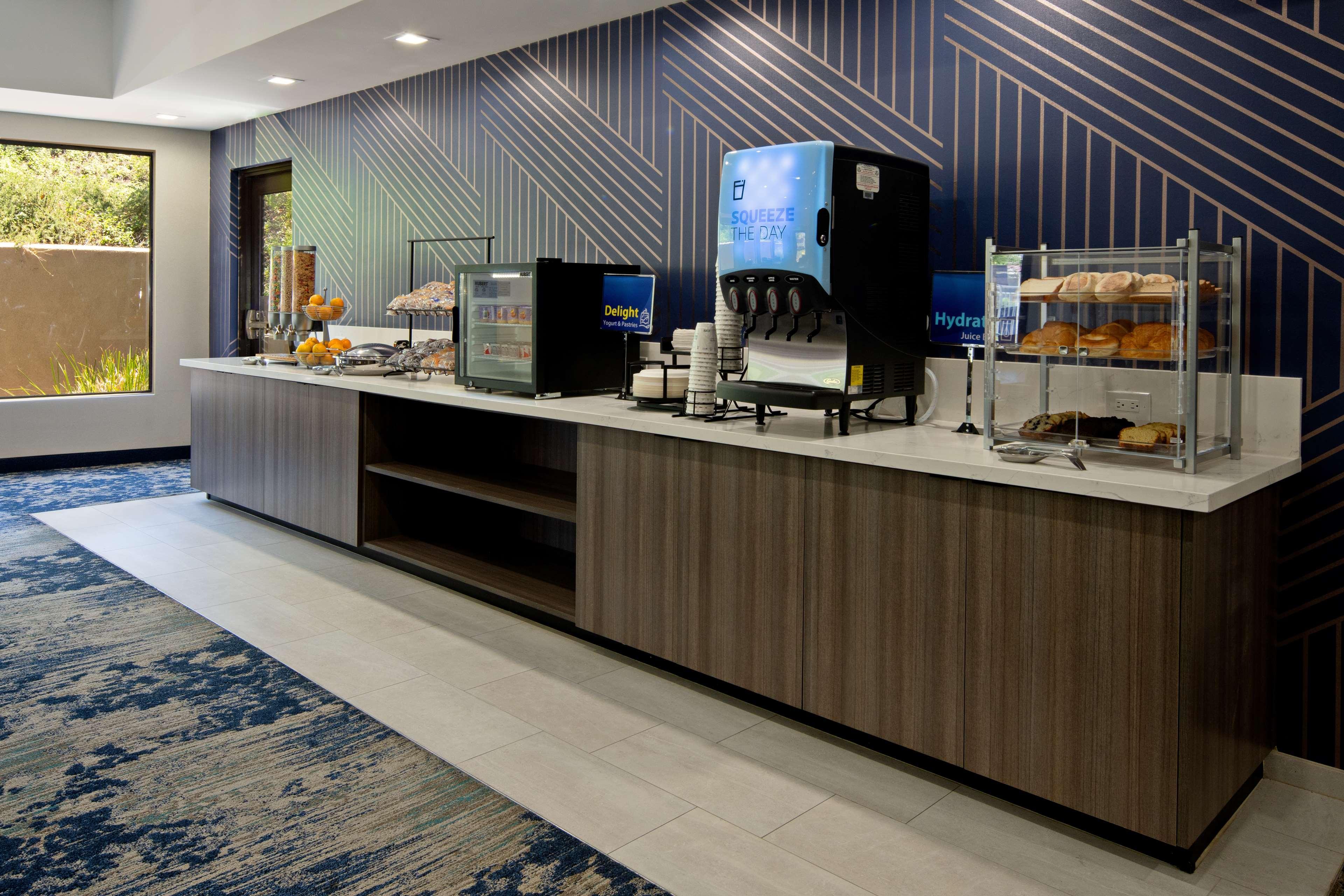 Best Western Valencia/Six Flags Inn & Suites Santa Clarita Extérieur photo